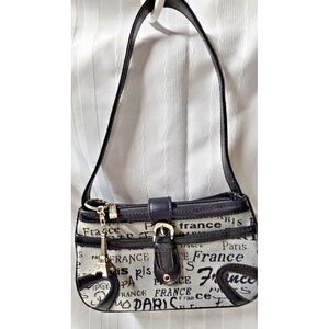 FRANCE PARIS small box‎ w/eiffle tower charm handbag